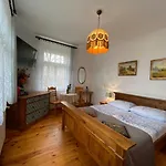 Parkowa 5 3*